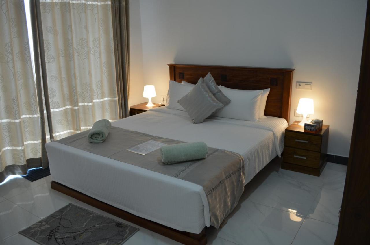 Beach Mount Apartment Dehiwala-Mount Lavinia Dış mekan fotoğraf